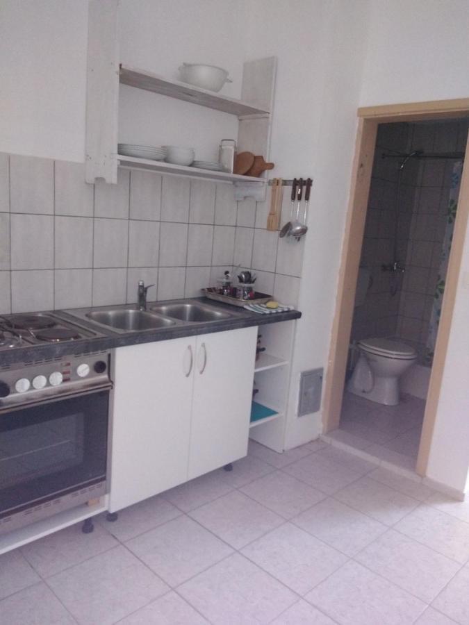 Apartment Zola Gornji Karin Esterno foto